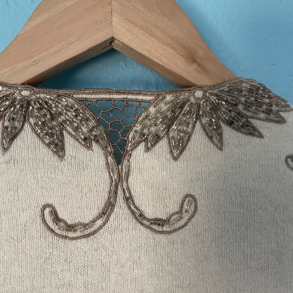 vintage beaded embroidered cardigan. floral antique brown cream hong kong wool - Picture 7 of 8